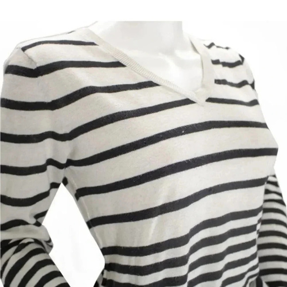 H&M Striped V-neck Sweater - Picture 2 of 4